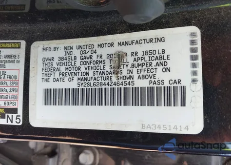 2004 Pontiac Vibe from USA, damaged, VIN 5Y2SL62844Z464545